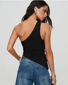 TOP UN HOMBRO BROCHE COSTADO