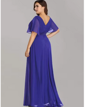 Cargar imagen en el visor de la galería, VESTIDO LARGO CON MANGUITAS TALLES GRANDES
