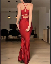 Cargar imagen en el visor de la galería, VESTIDO LARGO BASICO ESCOTE RECTO
