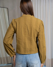 Cargar imagen en el visor de la galería, BLUSA BRODERIE LINEAS
