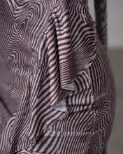 Cargar imagen en el visor de la galería, VESTIDO STRAPLESS VOLADOS CON CUELLO
