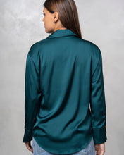 Cargar imagen en el visor de la galería, CAMISA SEDA BASICA
