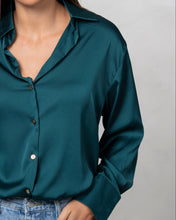 Cargar imagen en el visor de la galería, CAMISA SEDA BASICA
