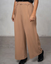 Cargar imagen en el visor de la galería, PANTALON ANCHO
