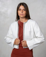 Cargar imagen en el visor de la galería, CHAQUETA APLIQUE BORDE
