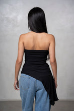 Cargar imagen en el visor de la galería, TOP STRAPLESS FRUNCE CON PICO

