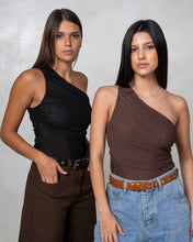 Cargar imagen en el visor de la galería, BODY UN HOMBRO FRUNCE
