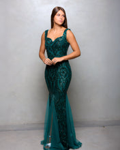 Cargar imagen en el visor de la galería, VESTIDO LARGO BORDADO ARABESCOS MAS PICOS LISO
