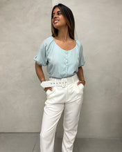 Cargar imagen en el visor de la galería, BLUSA MANGA BALON CON BOTONES ***SALE***
