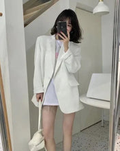 Cargar imagen en el visor de la galería, BLAZER BASICO
