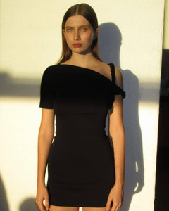 VESTIDO TUBO UNA MANGA IRREGULAR ***SALE**