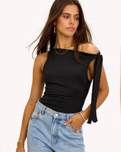 Cargar imagen en el visor de la galería, BODY HOMBRO ATADO
