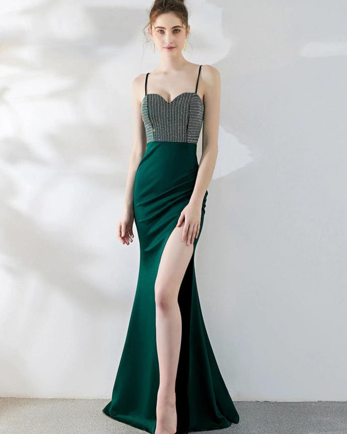 VESTIDO LARGO TOP APLIQUES MAS LISO CON TAJO