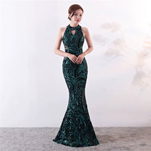 Cargar imagen en el visor de la galería, VESTIDO LARGO BORDADO CUELLO HALTER C/GOTA
