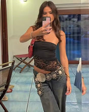 Cargar imagen en el visor de la galería, TOP STRAPLESS LISO Y ENCAJE PICO
