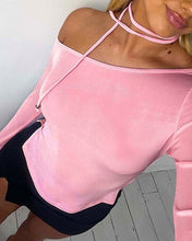 Cargar imagen en el visor de la galería, BLUSA MANGA LARGA HOMBRO CAIDO CON LAZO CUELLO
