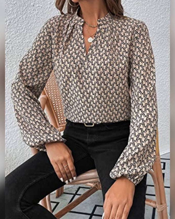 BLUSA ESTAMPADA ESCOTE V