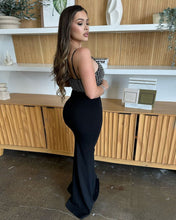 Cargar imagen en el visor de la galería, VESTIDO LARGO TOP BORDADO CON TRANSPARENCIAS Y LISO
