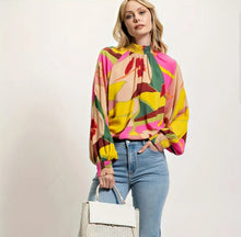 Cargar imagen en el visor de la galería, BLUSA COLORES CUE ALTO
