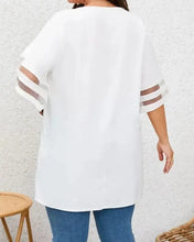 Cargar imagen en el visor de la galería, BLUSA MANGAS FRANJAS TRANSPARENCIAS
