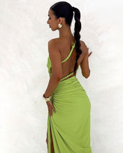 Cargar imagen en el visor de la galería, VESTIDO LARGO SIMIL TOP Y FALDA

