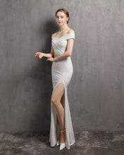 Cargar imagen en el visor de la galería, VESTIDO LARGO LENTEJUELAS FORMAS HOMBROS CAIDOS
