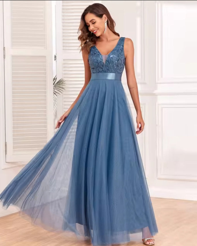 VESTIDO LARGO TUL BORDADO MAS TUL CON CINTO