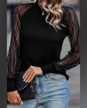 Cargar imagen en el visor de la galería, BLUSA LISA CON M/L TUL LINEAS
