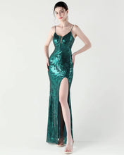 Cargar imagen en el visor de la galería, VESTIDO LARGO LENTEJUELAS DISEÑO TOP CORSET ESCOTE
