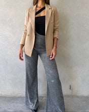 Cargar imagen en el visor de la galería, BLAZER BOTONES DORADOS
