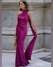 Cargar imagen en el visor de la galería, VESTIDO LARGO SATEN CON CUELLO
