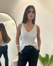 Cargar imagen en el visor de la galería, MUSCULOSA LUREX
