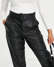 Cargar imagen en el visor de la galería, PANT CUERINA C/CINTO NEGRO
