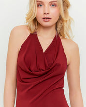 Cargar imagen en el visor de la galería, TOP CUELLO BUCHE
