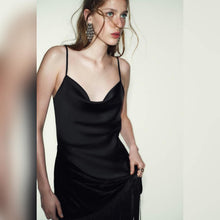 Cargar imagen en el visor de la galería, VESTIDO FLECOS

