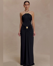 Cargar imagen en el visor de la galería, VESTIDO LARGO CUELLO HALTER CON APLIQUE CUELLO
