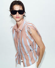 Cargar imagen en el visor de la galería, BLUSA RAYADA
