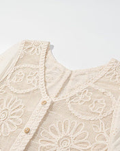 Cargar imagen en el visor de la galería, BLUSA FLORES BORDADAS
