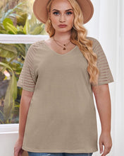 Cargar imagen en el visor de la galería, BLUSA MANGAS LINEAS TALLE GRANDE
