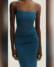 Cargar imagen en el visor de la galería, VESTIDO CORSET TRANSPARENTE

