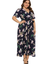 Cargar imagen en el visor de la galería, VESTIDO FLOREADO MIDI TALLE GRANDES *** SALE ***
