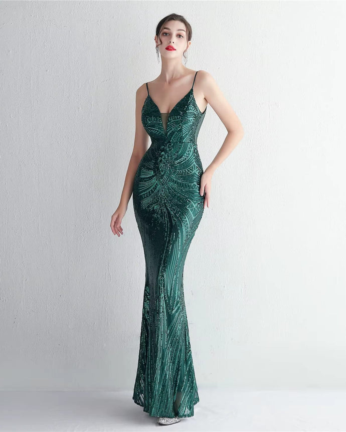 VESTIDO LARGO LENTEJUELA DISEÑO ESCOTE TUL