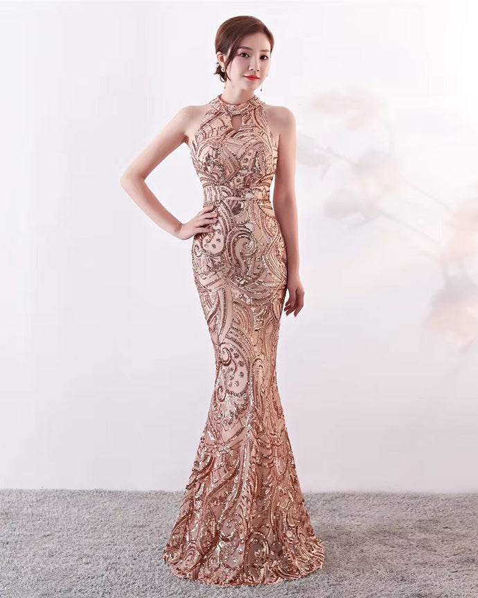 VESTIDO LARGO BORDADO CUELLO HALTER C/GOTA