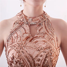 Cargar imagen en el visor de la galería, VESTIDO LARGO BORDADO CUELLO HALTER C/GOTA
