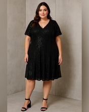 Cargar imagen en el visor de la galería, VESTIDO TUNICA LENTEJUELAS PLUS SIZE
