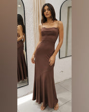 Cargar imagen en el visor de la galería, VESTIDO LARGO LYCRA
