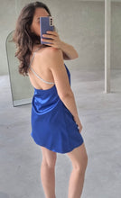 Cargar imagen en el visor de la galería, VESTIDO SUELTO SEDA AMPLIO CON GALÓN
