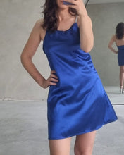 Cargar imagen en el visor de la galería, VESTIDO SUELTO SEDA AMPLIO CON GALÓN
