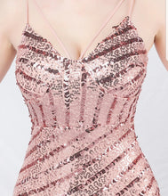 Cargar imagen en el visor de la galería, VESTIDO LARGO LEMTEJUELA LINEAS DIAGONAL COPAS
