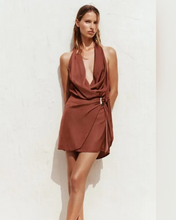 Cargar imagen en el visor de la galería, VESTIDO ATADO CON APLIQUE
